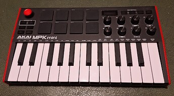 Akai mini